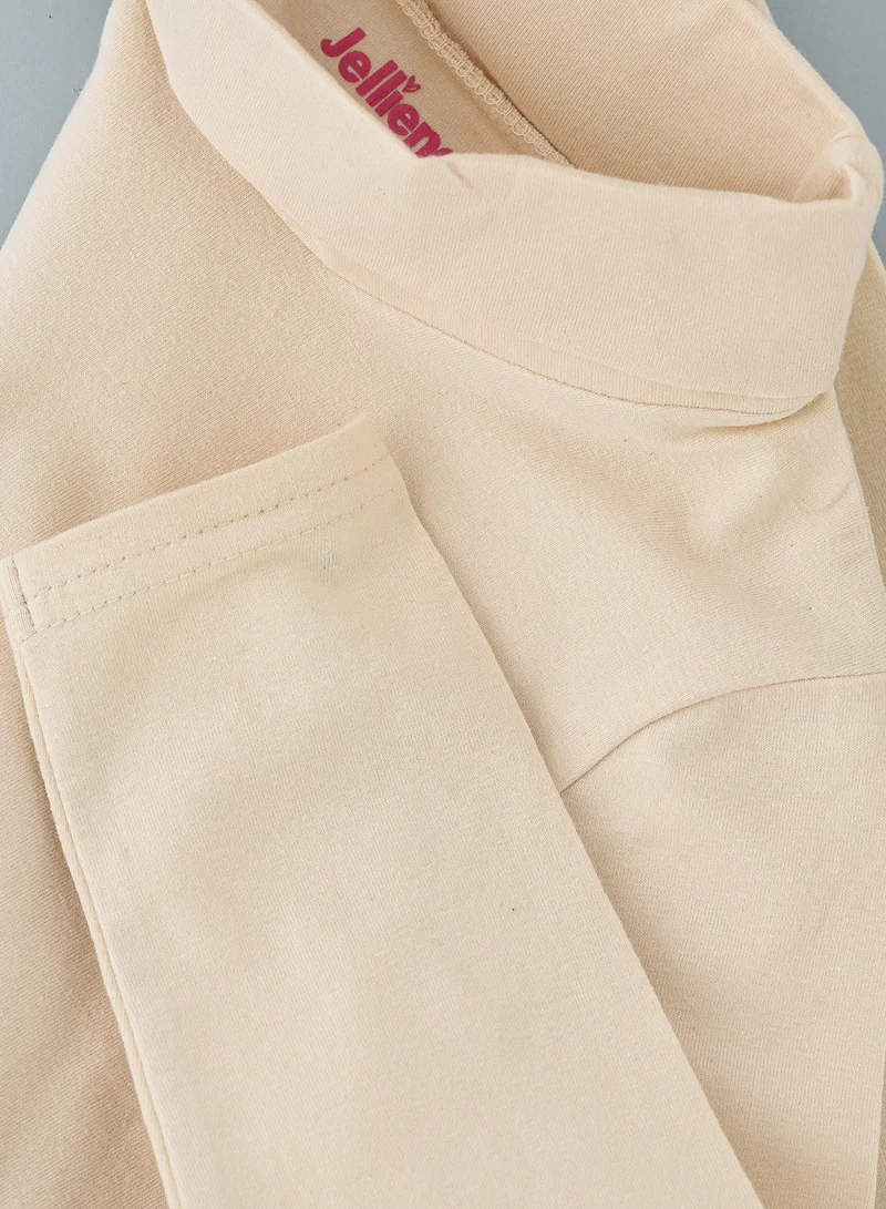 Jelliene Basic solid turtle neck t-shirt