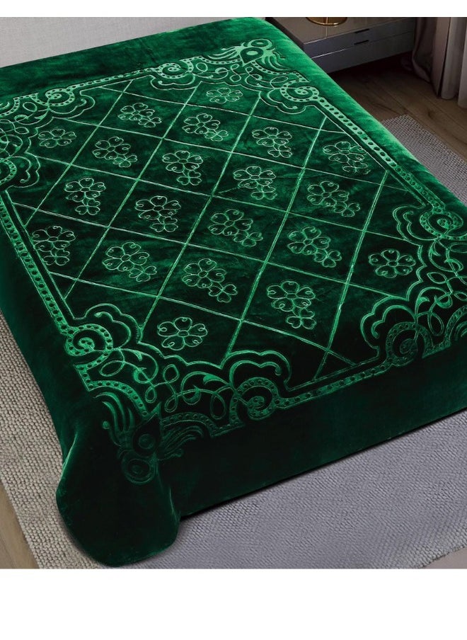 SMART HOME Luxury Double Winter Blanket - Soft, Silky Textured, 2-Ply Double Bed Blanket - Weight 4 kg - Size 200 x 230 cm - Heavy Blanket, Plaid Blanket, Thick 2-Ply Winter Blanket - Ideal for Sleeping and Winter Furnishings  - Image 4