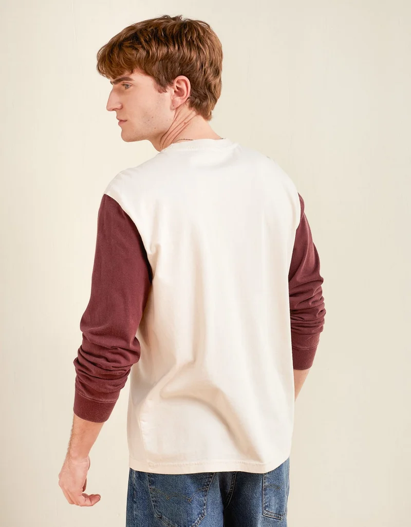 American Eagle  AE Relaxed Fit Long-Sleeve Sport T-Shirt for Men | Best Price UAE