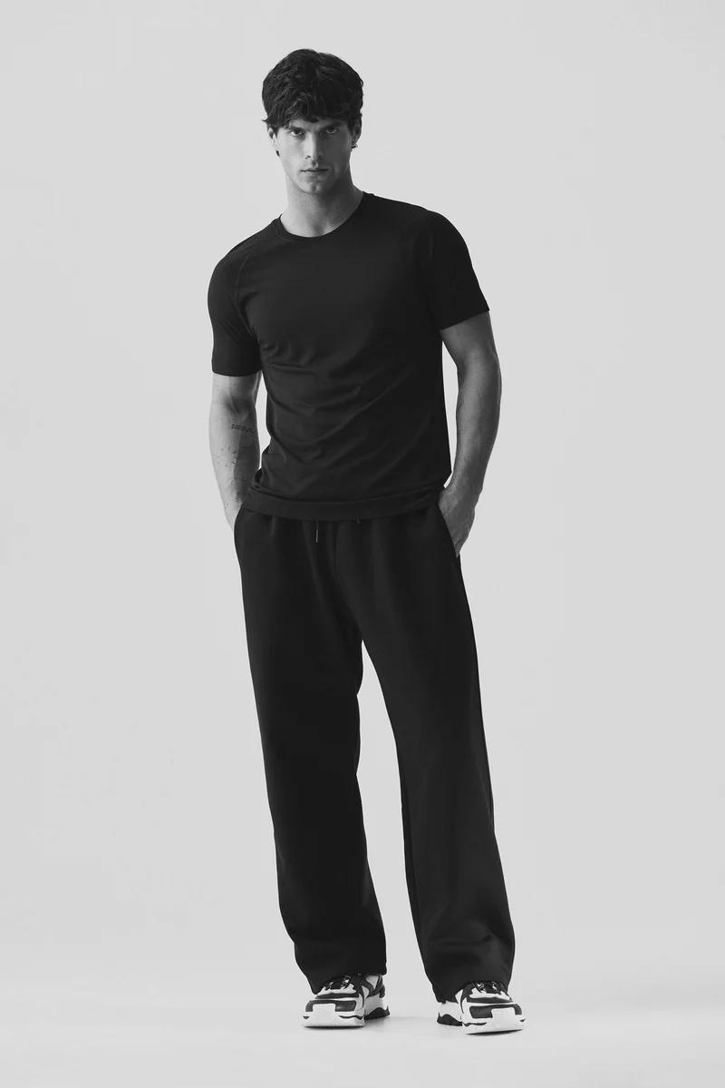 H&M Muscle Fit Sports T-shirt with DryMove™