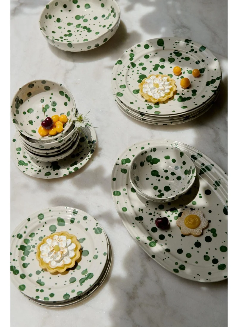 H&M Stoneware plate