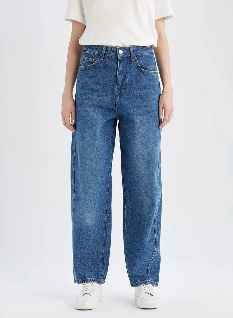 DeFacto Carrot Fit High-Waist Boyfriend Jean With Washed Effect