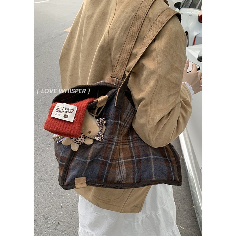 Korean Style Woolen Plaid Bag Women'S Tote Bag Academic Style Large Capacity Single Shoulder Underarm Bag - Image 5