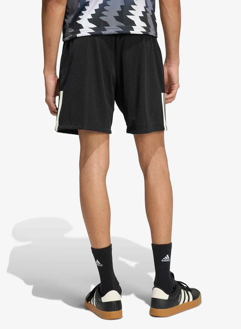 اديداس House Of Tiro X Common Goal Pique Shorts