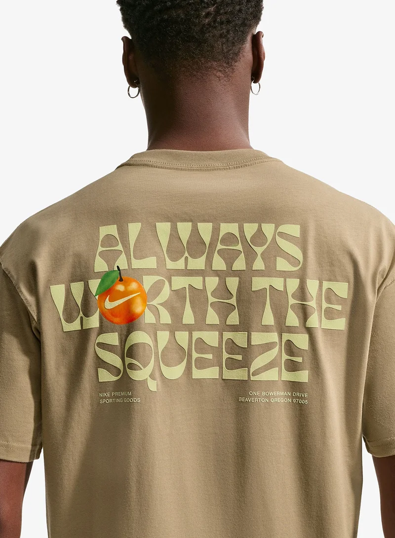 Nike PARACHUTE BEIGE Nsw Club T-Shirt for Men | Best Price UAE