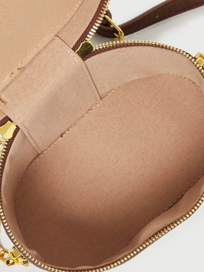Styli Styli Brown Baguette Crossbody Bag