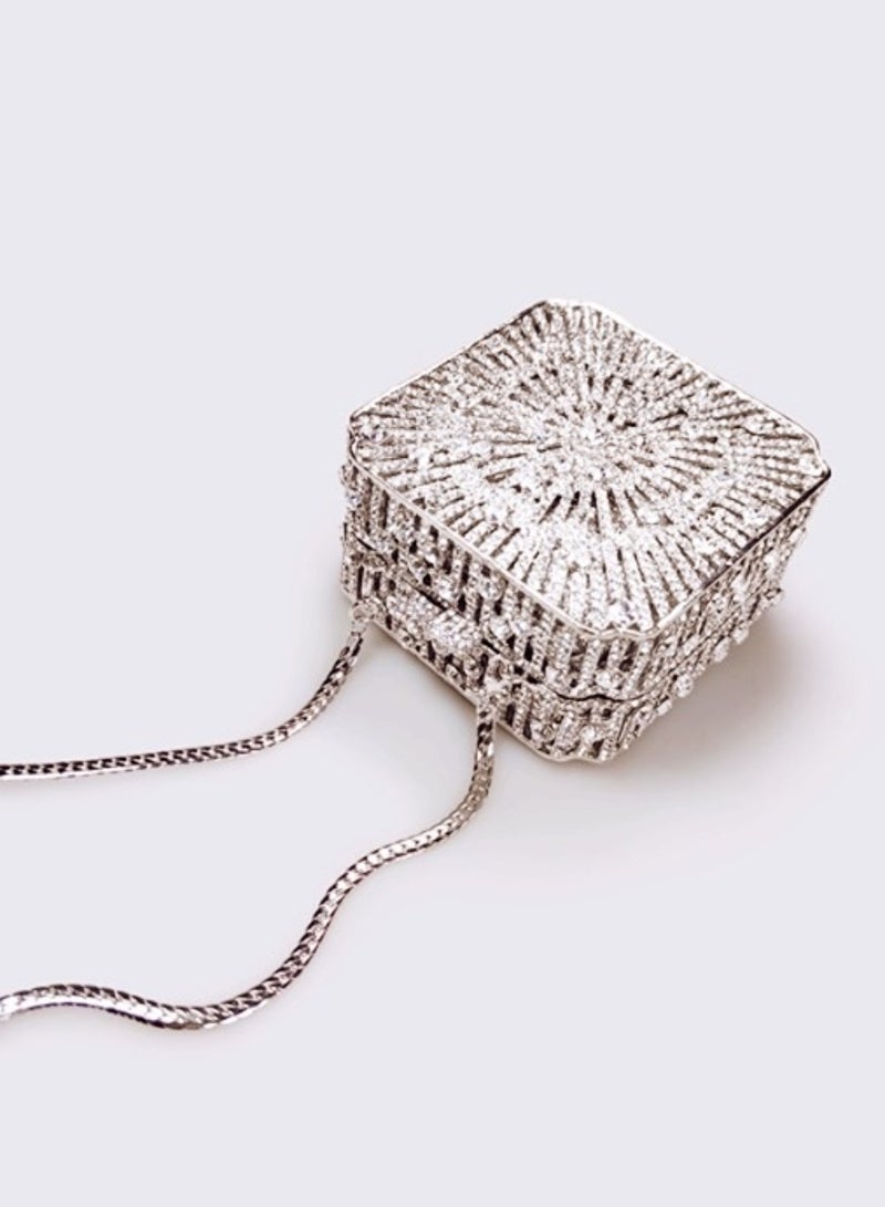 Luxury Crystal Inlaid Carved Hollow Flower Silver Sparkling Box Banquet Bag Clutch Bag Exquisite Mini Small Square Bag  - Image 5
