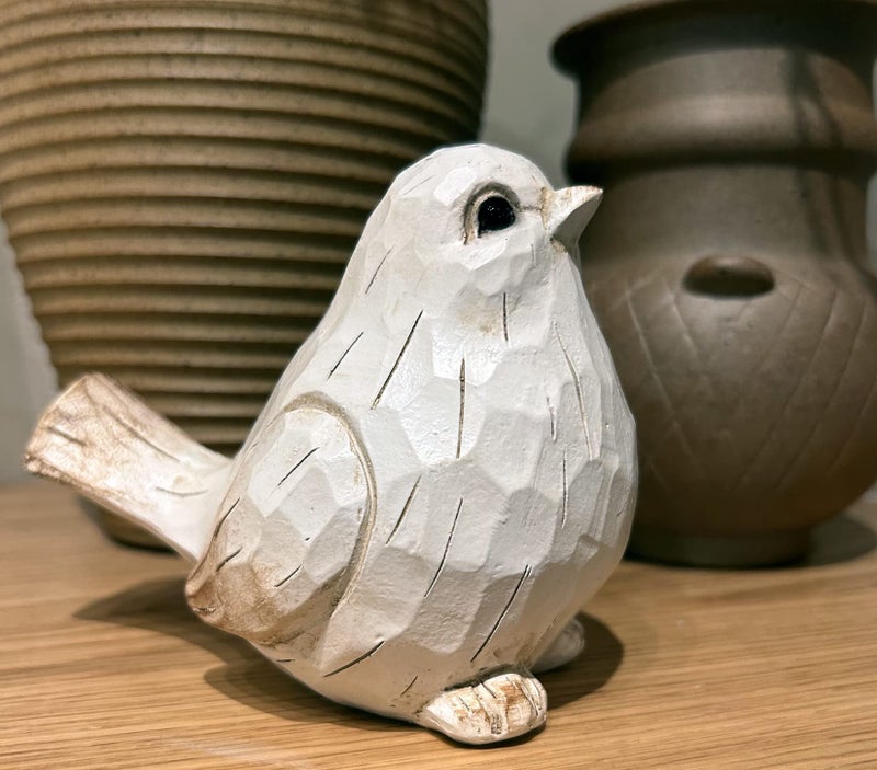 realideas New White Modern Farmhouse Bird Figurine, Bird Statue Sculpture - Carved Rustic Distressed Animal Bird Ornaments - Home Decor Accents Collectible Bird Figurine | Spring - Image 5