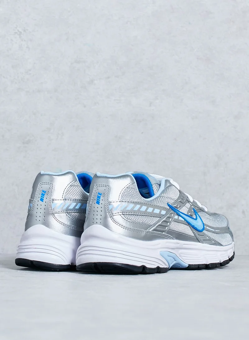 Nike Initiator