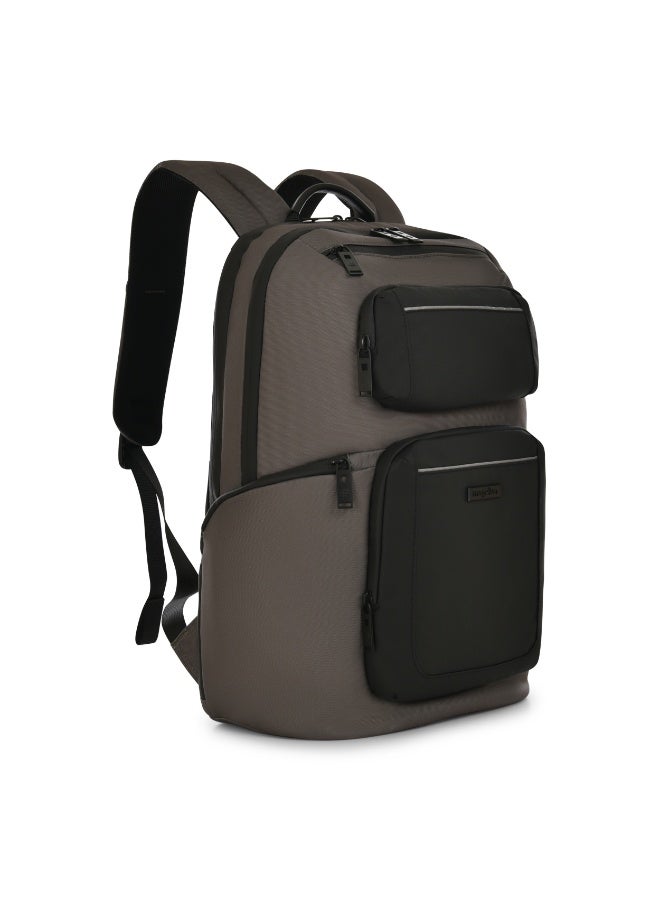 Magellan Laptop Backpack for work and Travel Bag 18 Inch with type C USB Port - Image 2