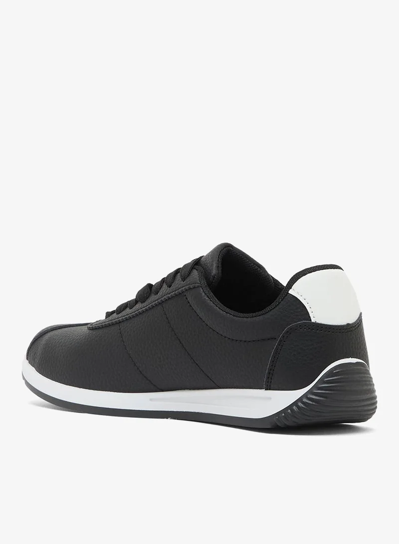 Seventy Five Casual Sneakers