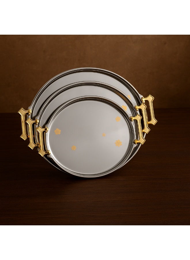 دانيا طقم صواني معدن  مذهب 3 قطع مختلفة الاحجام مع تصميم راقي و جميل و مناسب لجميع التقديمات و المناسبات - Image 4