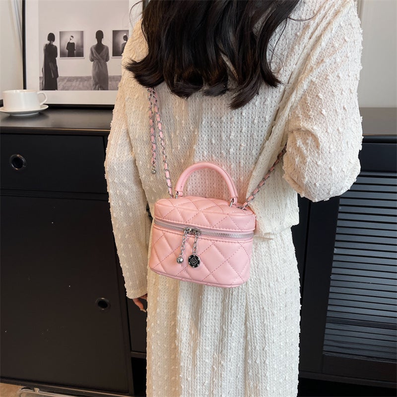 High-End Mini Bag For Women Summer Texture Niche Quilted Chain Crossbody Bag Satchel Bucket Bag - Image 4