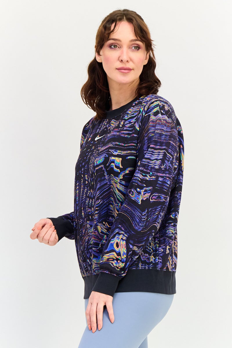 Nike Women Loose Fit Long Sleeve Outdoor Sweatshirt, Multicolor - Image 2