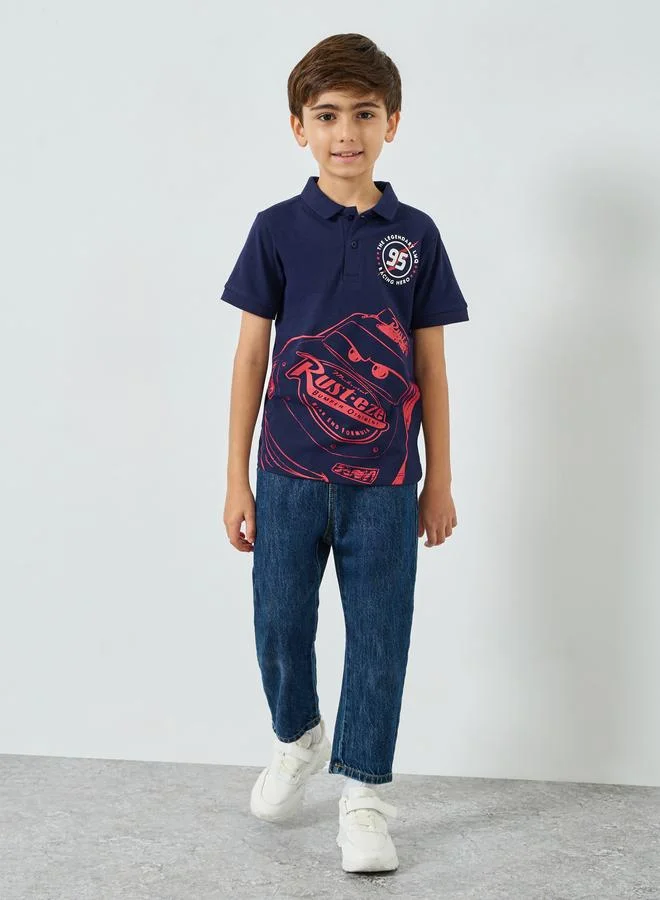 ستايلي تيشيرت بياقة بولو وطبعة جرافيك