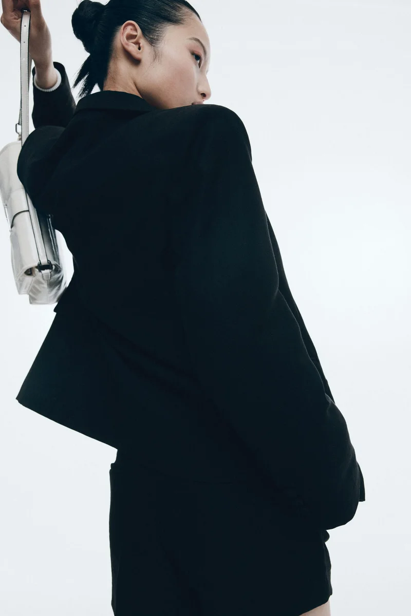 اتش اند ام بليزر بصف مزدوج من الأزرار