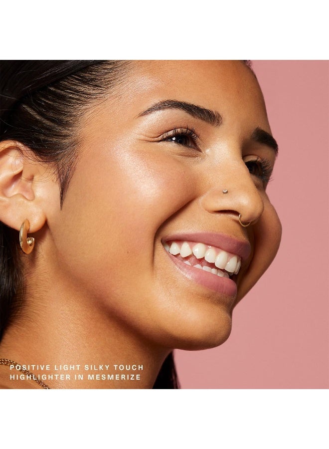 Rare Beauty Positive Light Silky Touch Highlighter – Mesmerize 2.8g | Rose Bronze Glow, Ultra-Smooth Powder Highlighter, Long-Lasting Radiance - Image 3