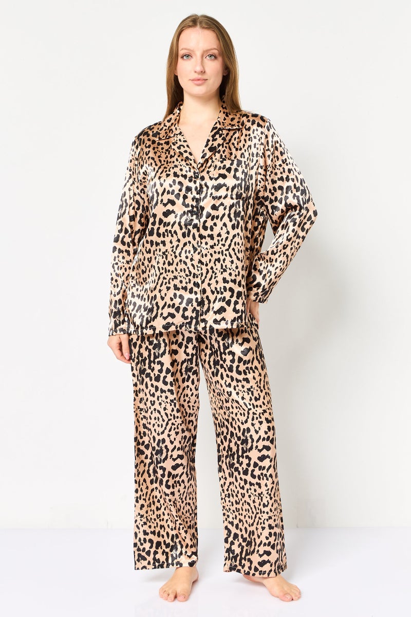 bebe Women 2 Pieces Animal Print Top And Bottom Sleepwear Set, Multicolor - Image 1
