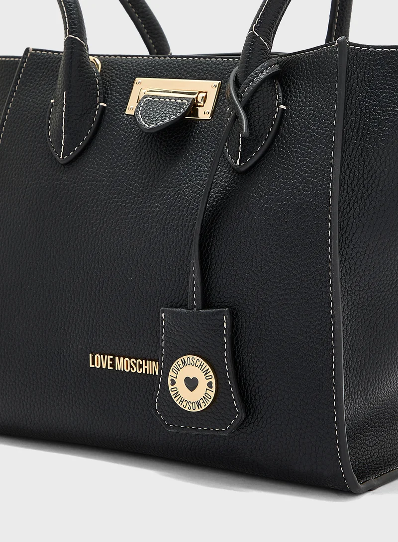 لوف موسكينو Buckle Detailed Crossbody