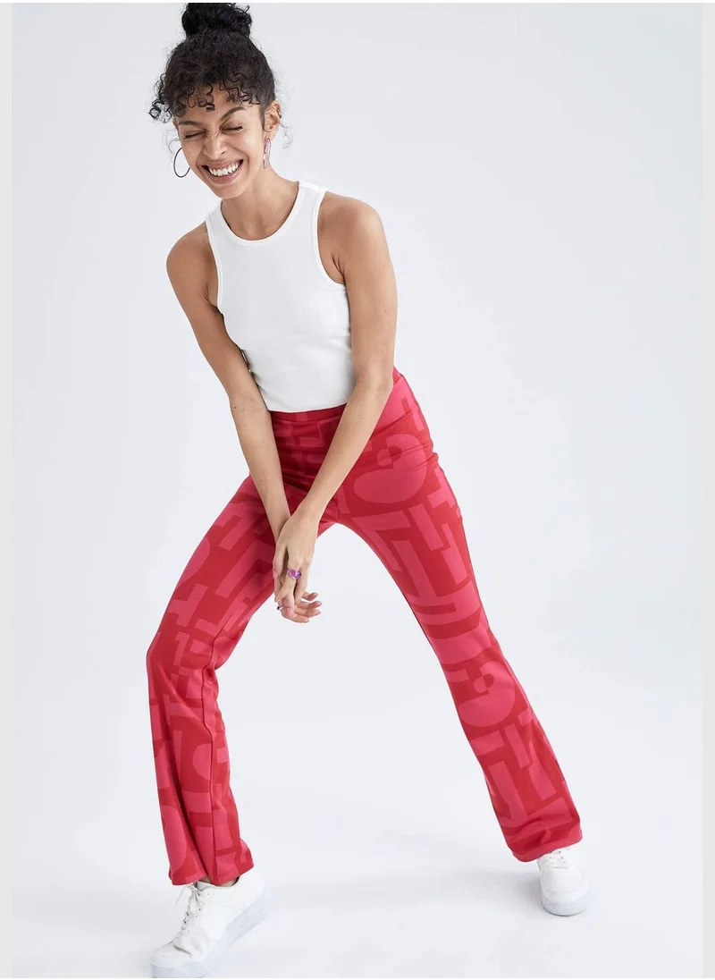 ديفاكتو Straight Fit Printed Chinos