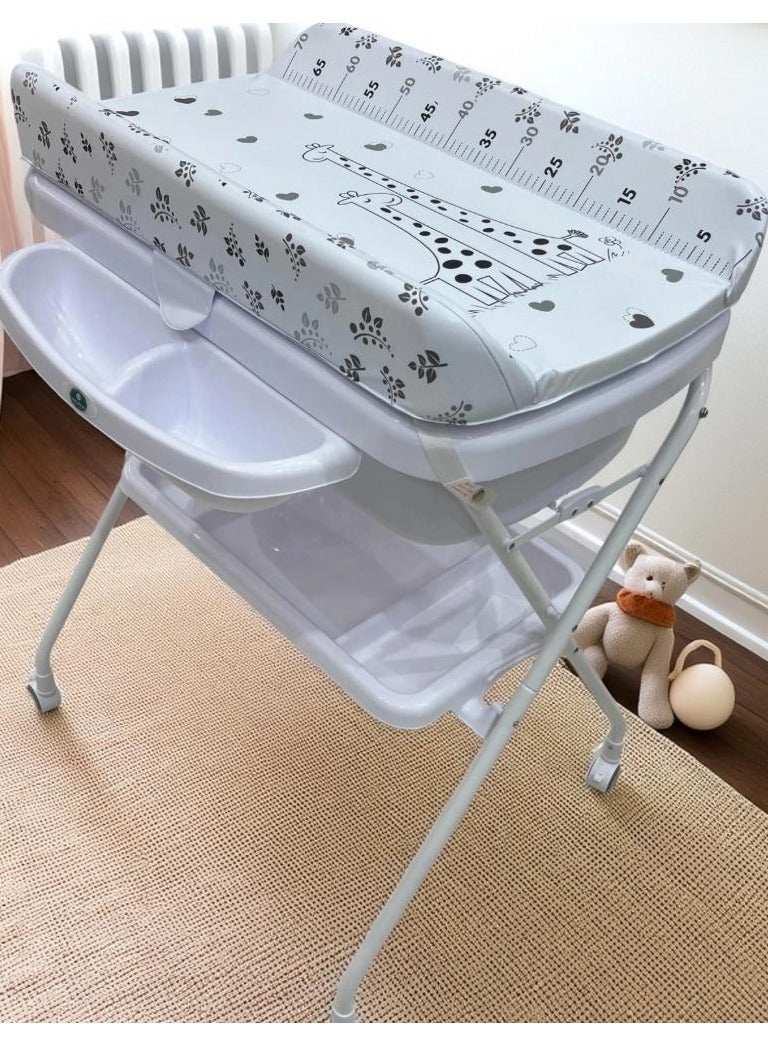 بيبي شاين حوض استحمام محمول 2 في 1 متعدد الوظائف للأطفال حديثي الولادة مع طاولة تغيير حفاضات الأطفال بعجلات قابل للطي (رسمة زرافة) - Image 3