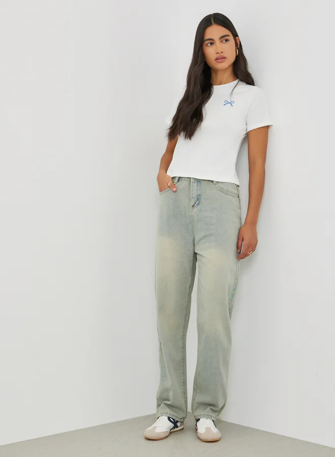 Styli Styli Mid Rise Wide Leg Faded Jeans