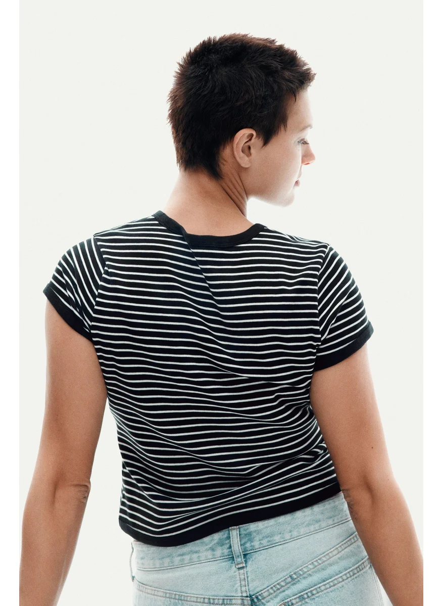 اتش اند ام Fitted T-Shirt