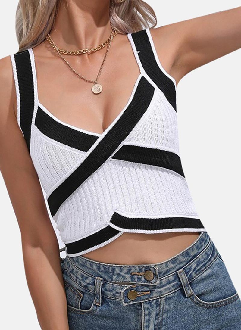 يونيكي White Textured Sleeveless V Neck Crop Top - Image 2