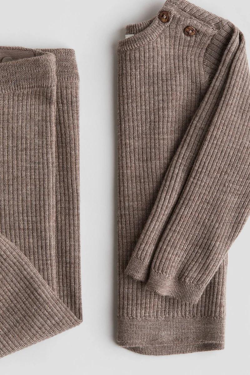 اتش اند ام طقم من صوف ميرينو - قطعتين