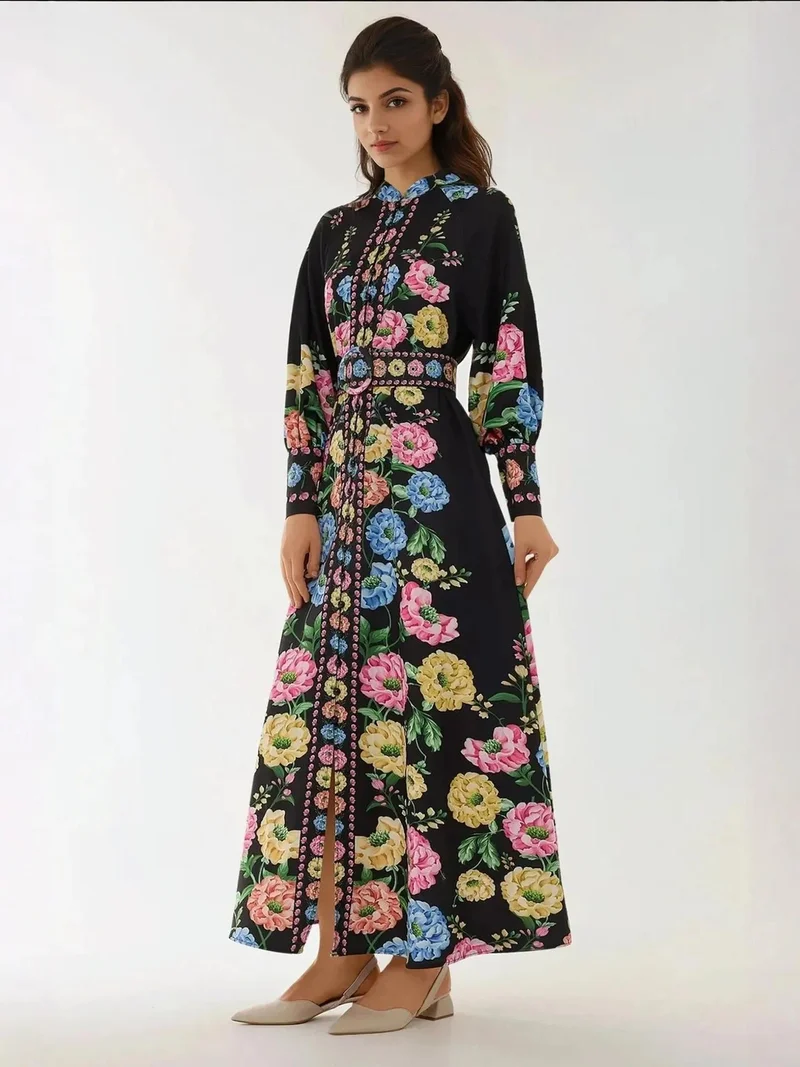 زوبعة فستان طويل بأكمام طويلة وطبعة مع حزام