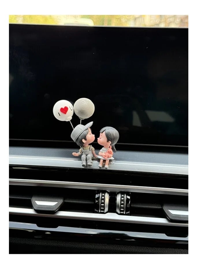Romantic Balloon Couple Car Accessory – Decorative Figure with I Love You Written on It - Image 3