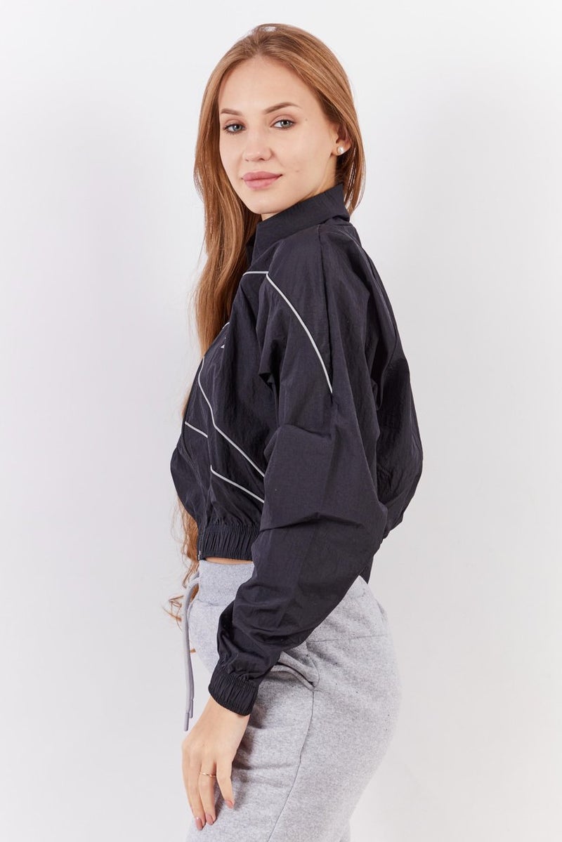 Reebok Women Sportwear Fit Outdoor Cropped Sweatshirt, Black - Image 2