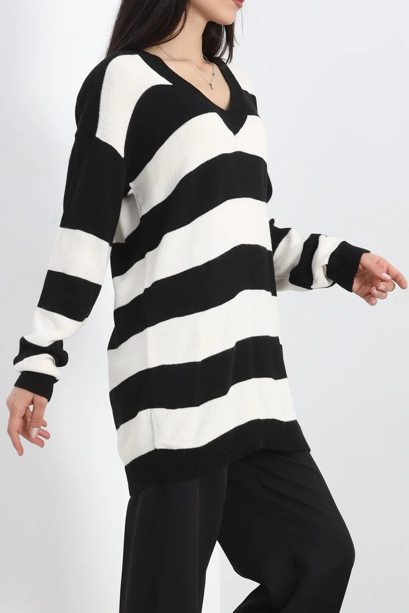 Hilal Giyim V Neck Striped Knit Blouse Black - 439.1577.