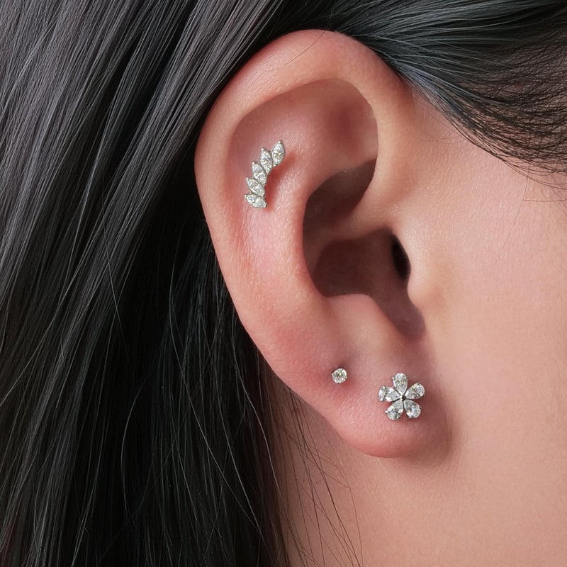limerencia ASTM F136 Threadless Push in Titanium Earrings,Hypoallergenic Flat Back Cubic Zirconia G23 18G 6mm 8mm Body Piercing Studs for Cartilage Helix Tragus Conch(a pair) - Image 2