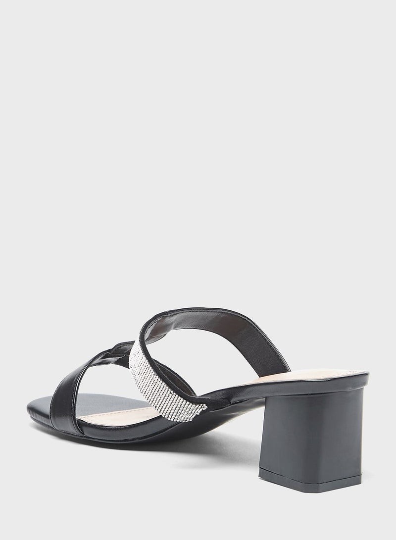 shoexpress Block Heel Sandals - Image 2