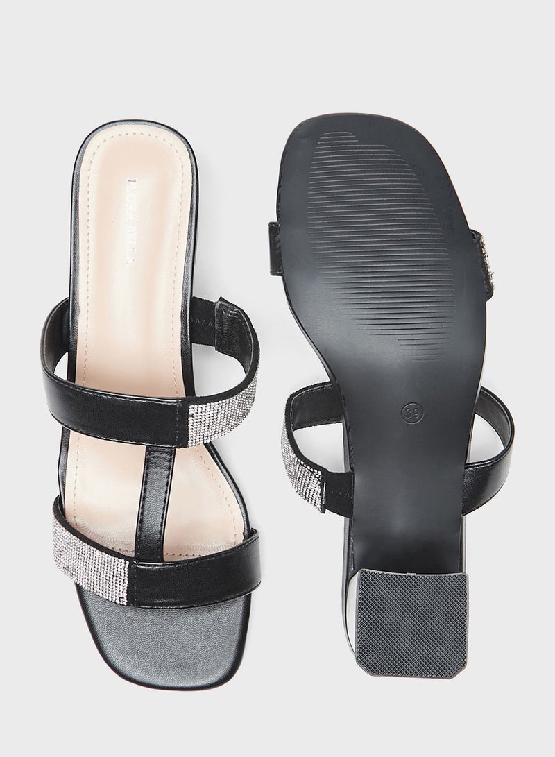 shoexpress Block Heel Sandals - Image 4