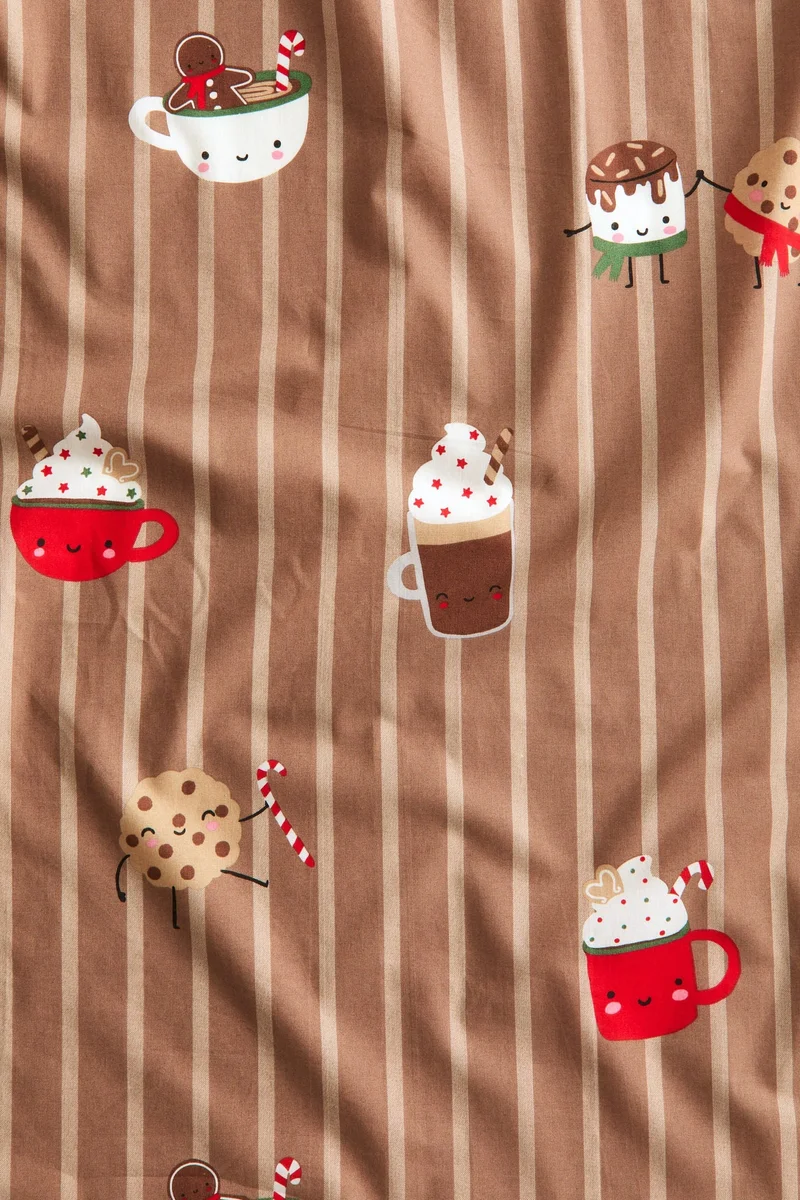 اتش اند ام شرشف بحواف مطاطية من القطن المنقوش