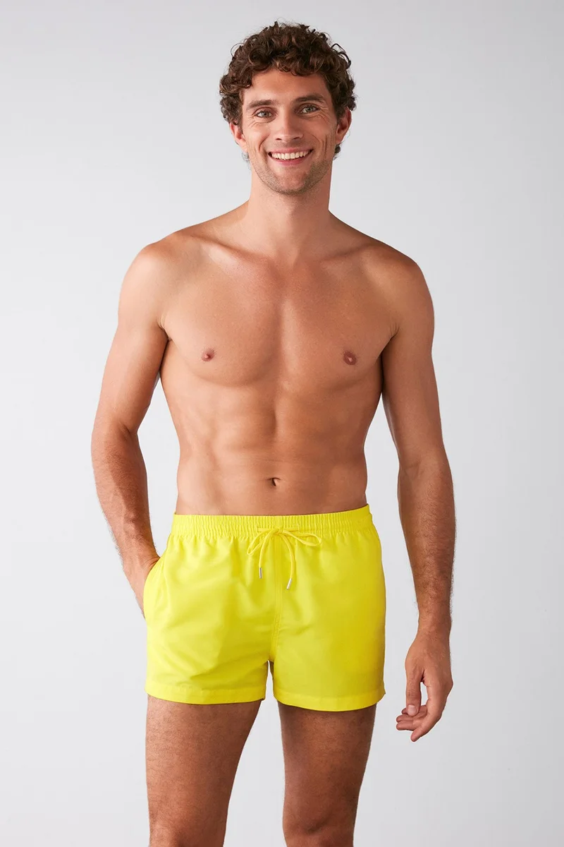 KOM Men's Plain Color Short