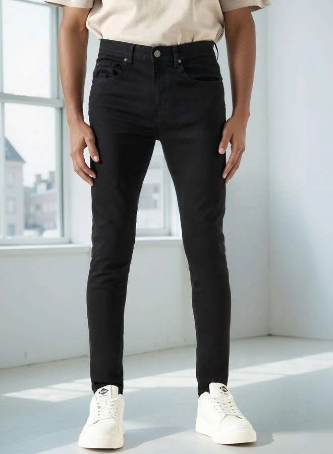 Lee Cooper jeans with Pockets and Button Closure