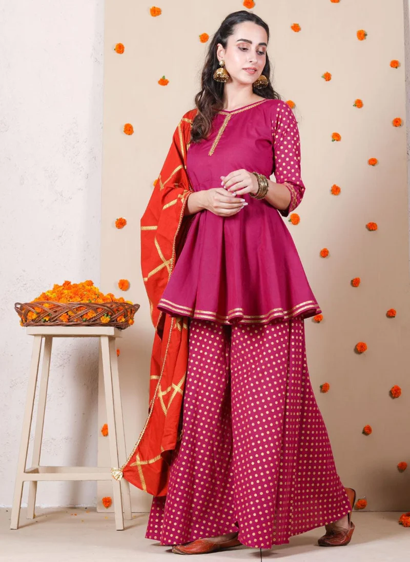 ZERESOUQ Magenta Gold Printed Sharara Dupatta Set