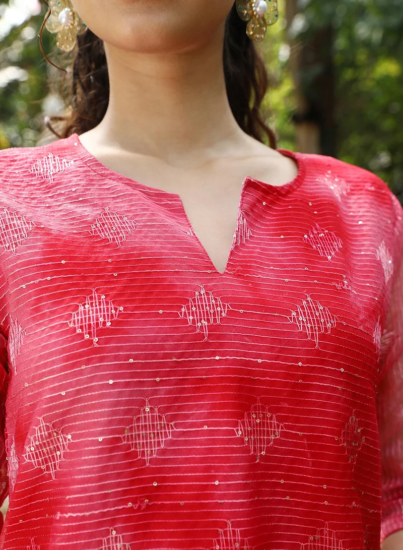  قصة Women's Crimson Red Tie-Dye Kurti With Palazzo And Dupatta