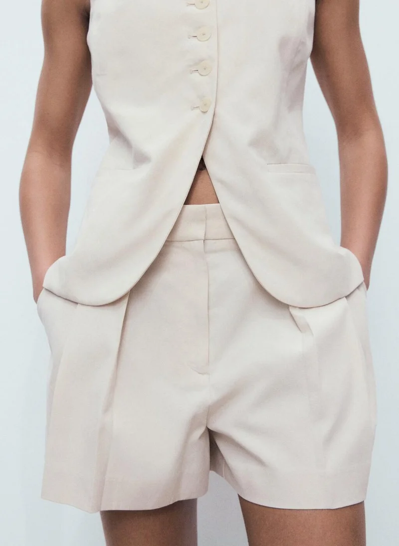 MANGO Pleated suit shorts