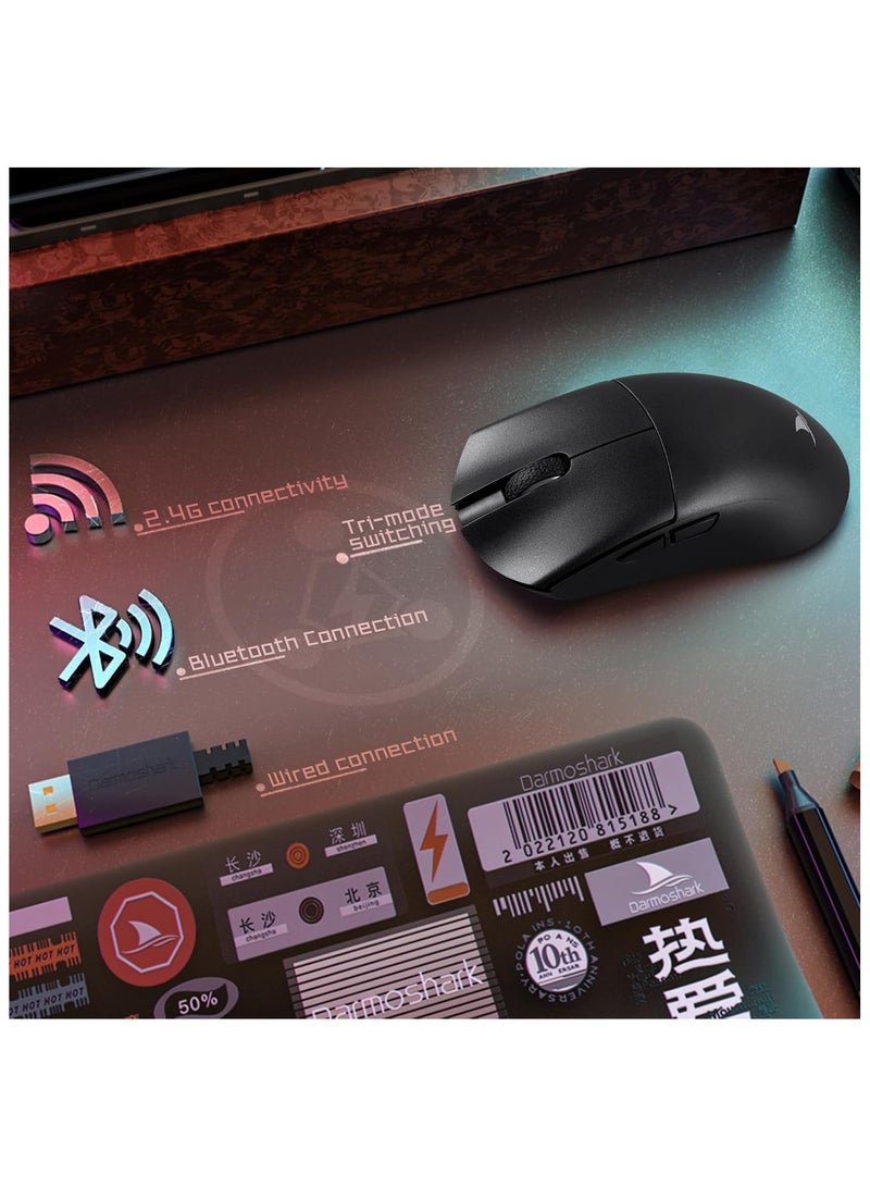 دارموشارك داروشارك ماوس العاب لاسلكي M3، ثلاثي الاوضاع 2.4G/USB-C/بلوتوث حتى 26000DPI، مستشعر بصري PAW3395 خفيف الوزن 58 غرام، 8 ازرار قابلة للبرمجة بطارية 500mAh، ماوس كمبيوتر للابتوب والكمبيوتر وماك - Image 2