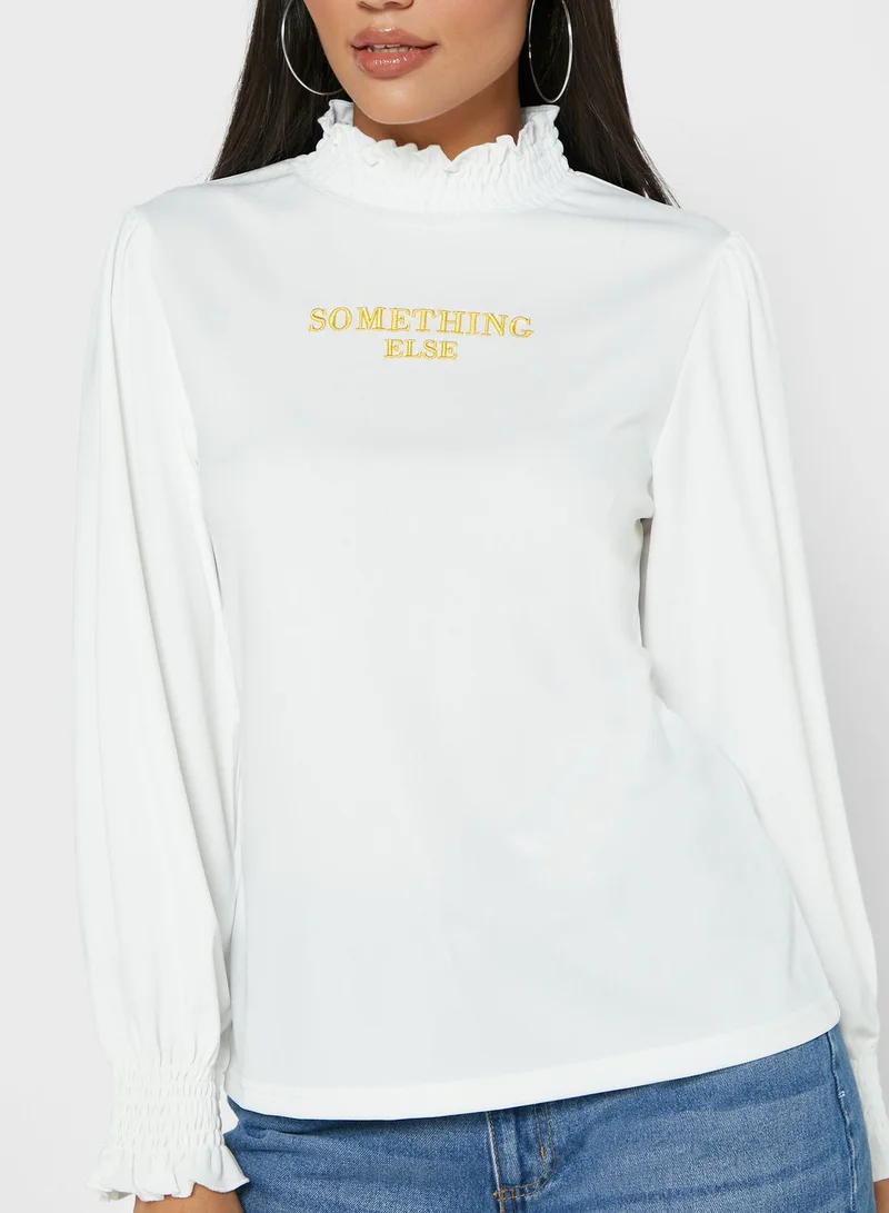 RINA High Neck Slogan Top