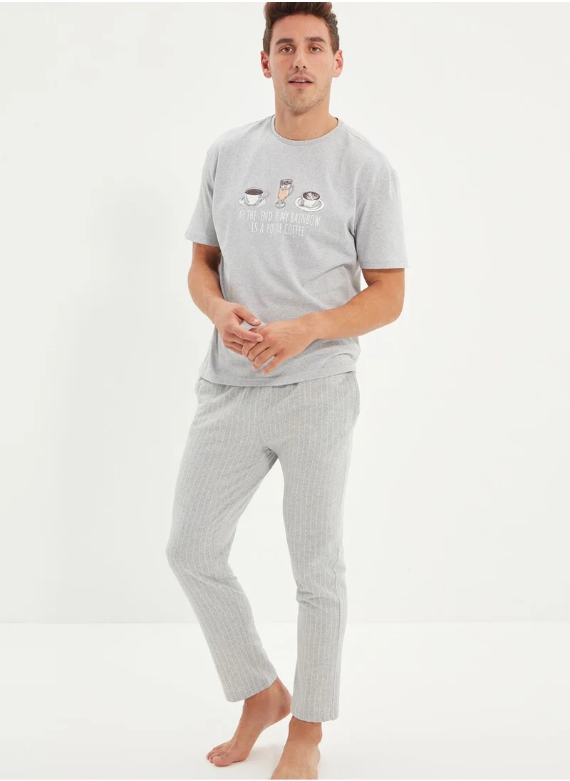 trendyol Slogan Pyjama Set