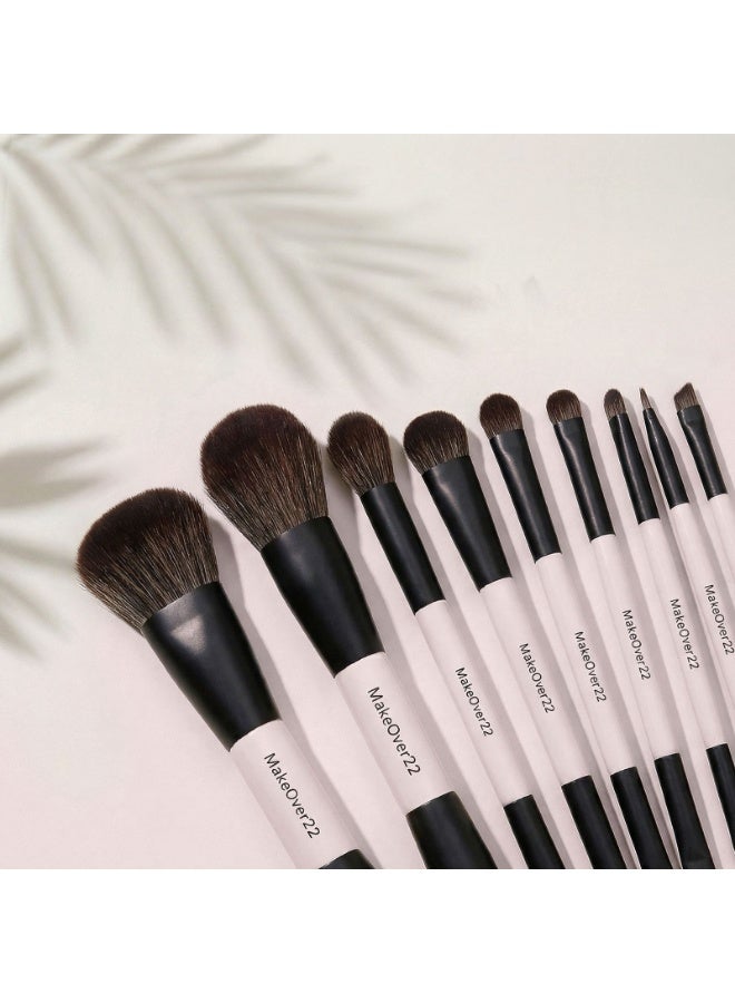 Makeover 22 MakeOver22 Lavender Dreamer (14-in-10) Brush Set - Image 1