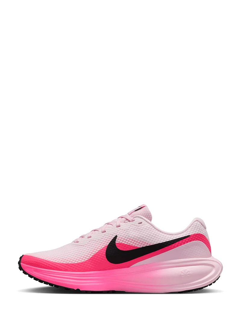 Nike Revolution 8