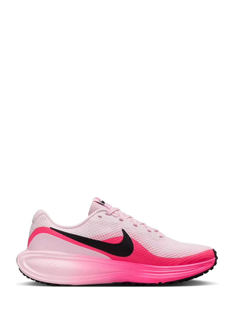 Nike Revolution 8