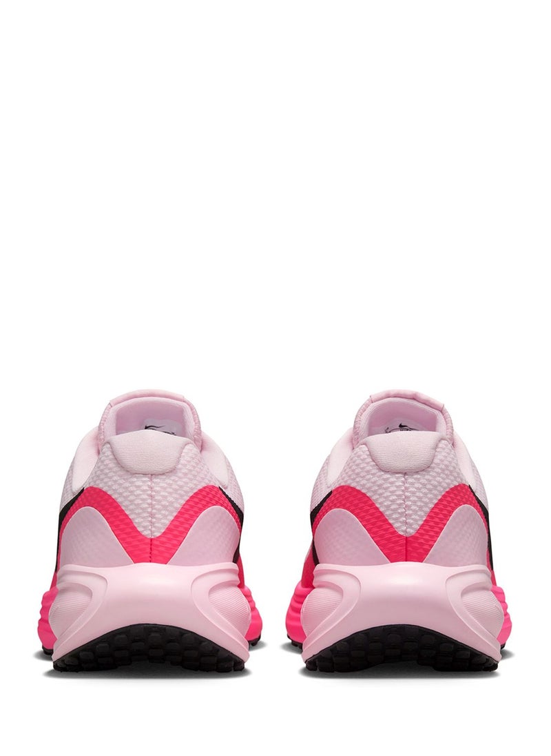 Nike Revolution 8  - Image 4