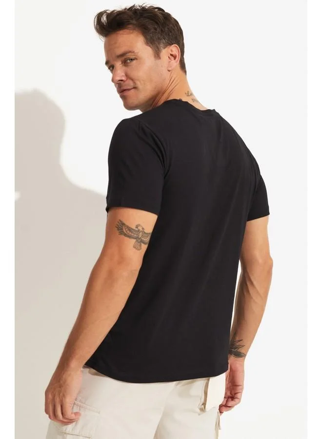 JUNE June Men Regular Fit 100% Cotton Printed Crew Neck Tshirt Black